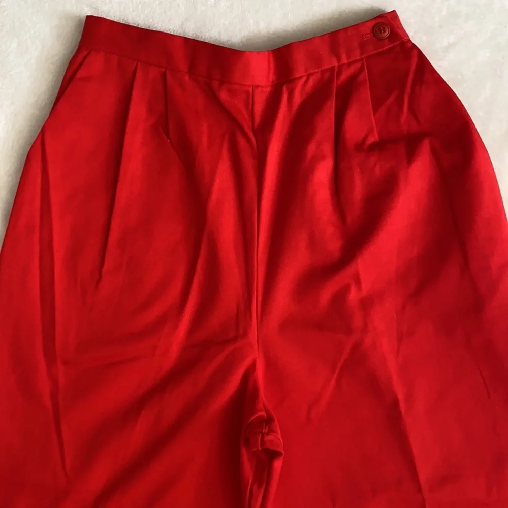 {VTG} The Frog Pond | 80s Embroidered Flags High Waisted Pleated Capri Pants Red - Picture 4 of 16